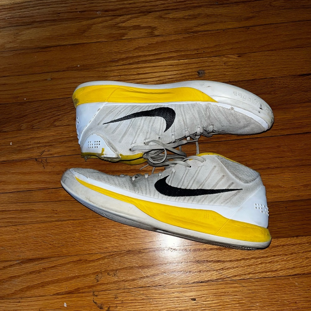 Nike Kobe AD Mid yellow and white